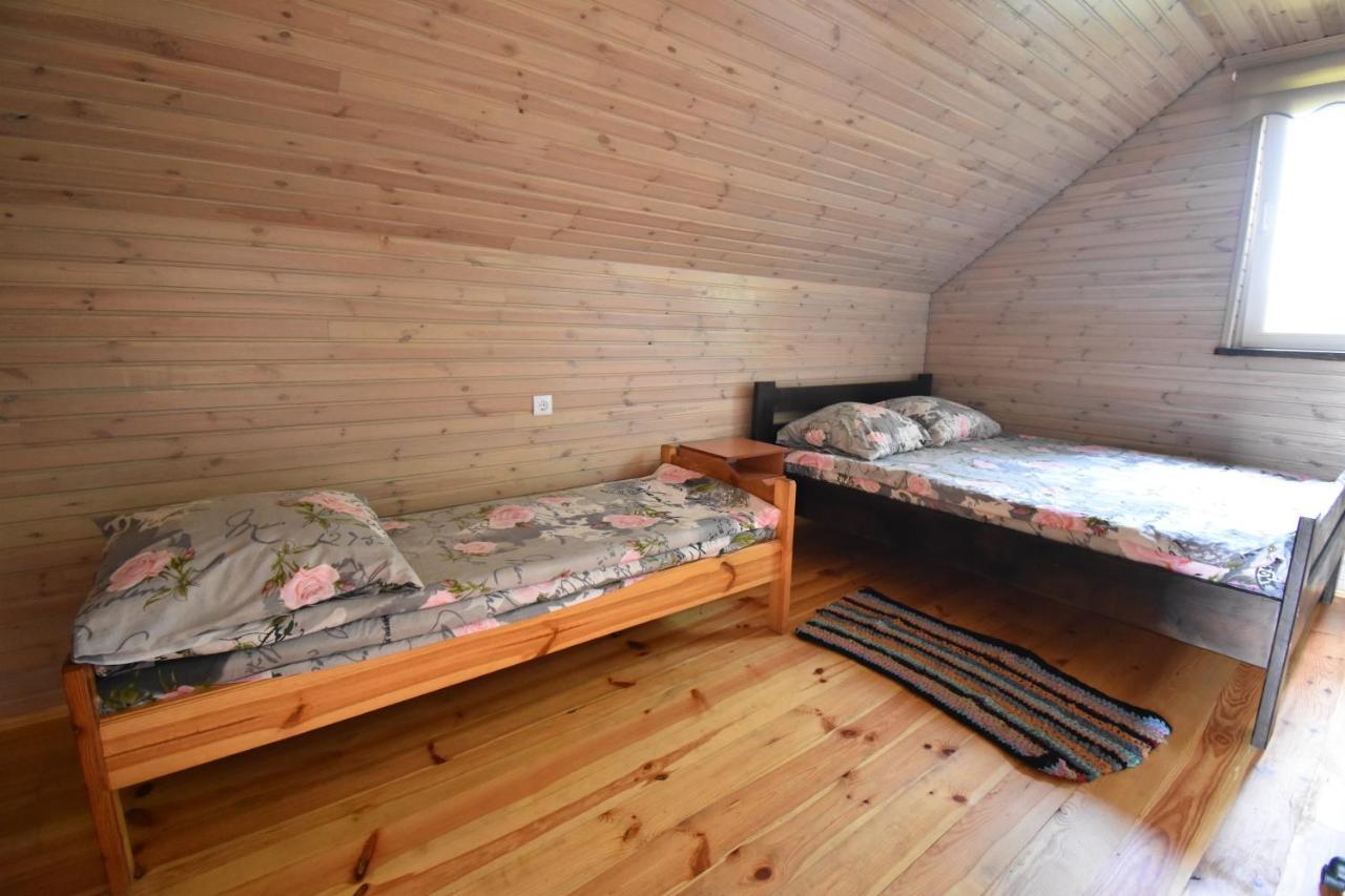 Коттедж Злата Svityaz' Ngoại thất bức ảnh
