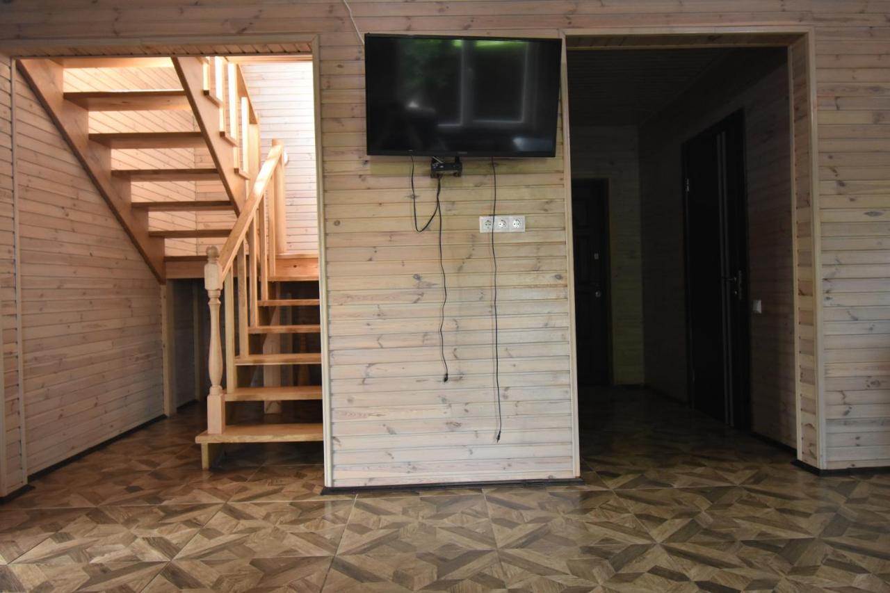 Коттедж Злата Svityaz' Ngoại thất bức ảnh